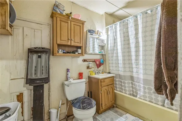 $170,000 | 747 Reynolds Avenue, Kansas City, KS 66101