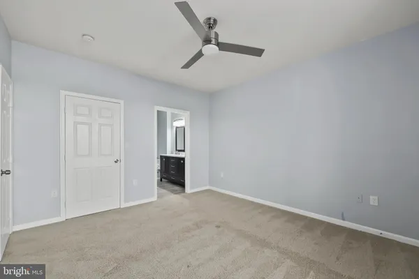 $459,500 | 6480 Cheyenne Drive, Unit 304, Alexandria, VA 22312