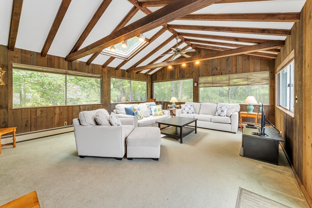 4 Old Wood Road Framingham, MA 01701 - Photo 14 of 39