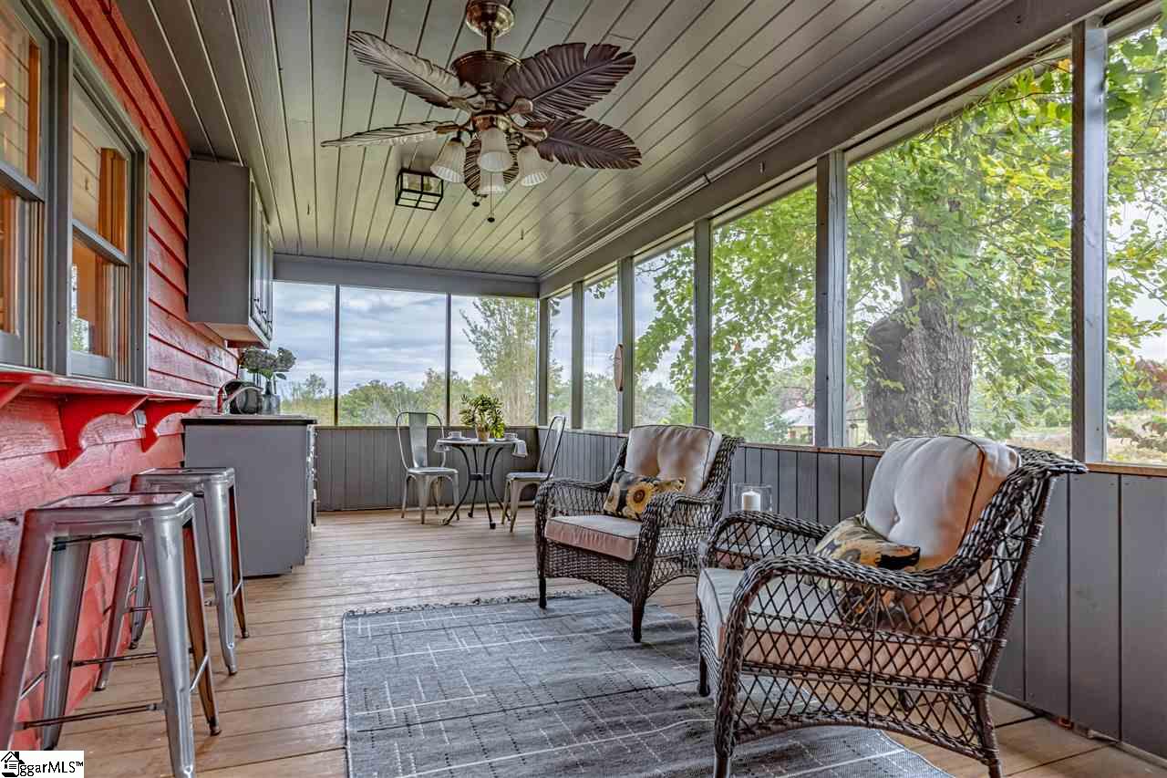8 Anders Road Greenville, SC 29617 - Photo 14 of 36