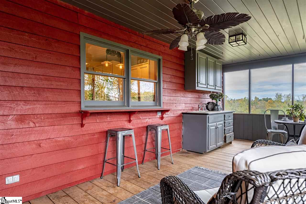 8 Anders Road Greenville, SC 29617 - Photo 15 of 36