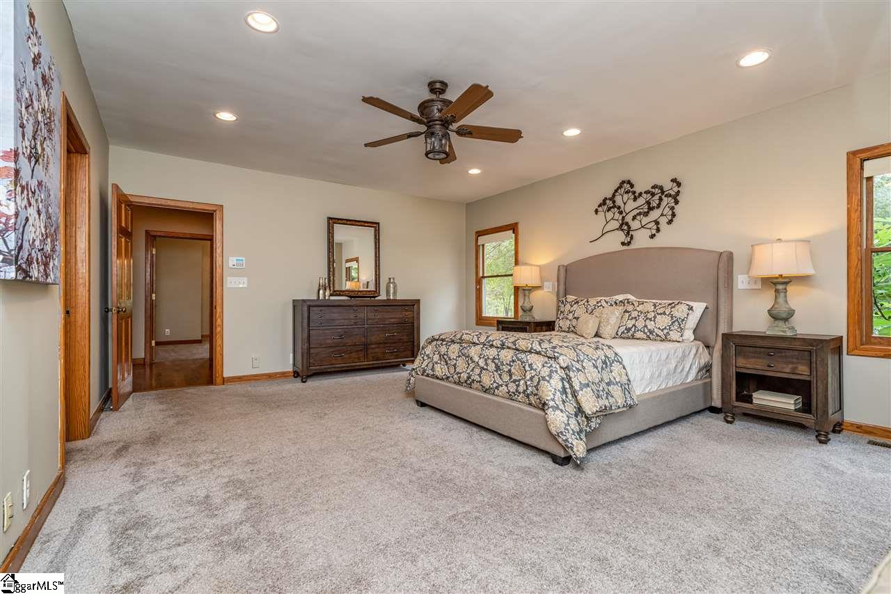 8 Anders Road Greenville, SC 29617 - Photo 18 of 36