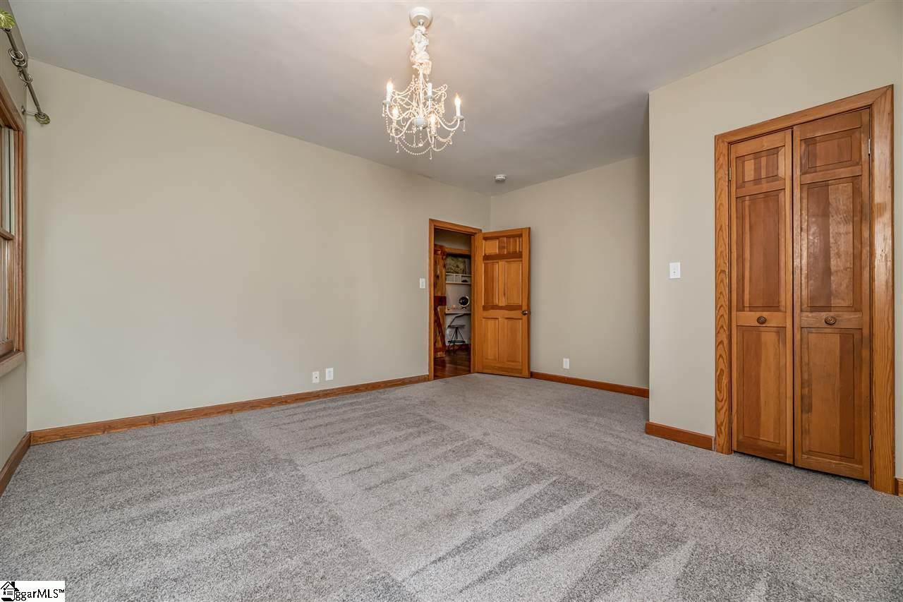 8 Anders Road Greenville, SC 29617 - Photo 22 of 36