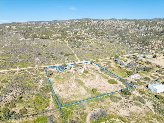 a view of an outdoor space and a yard