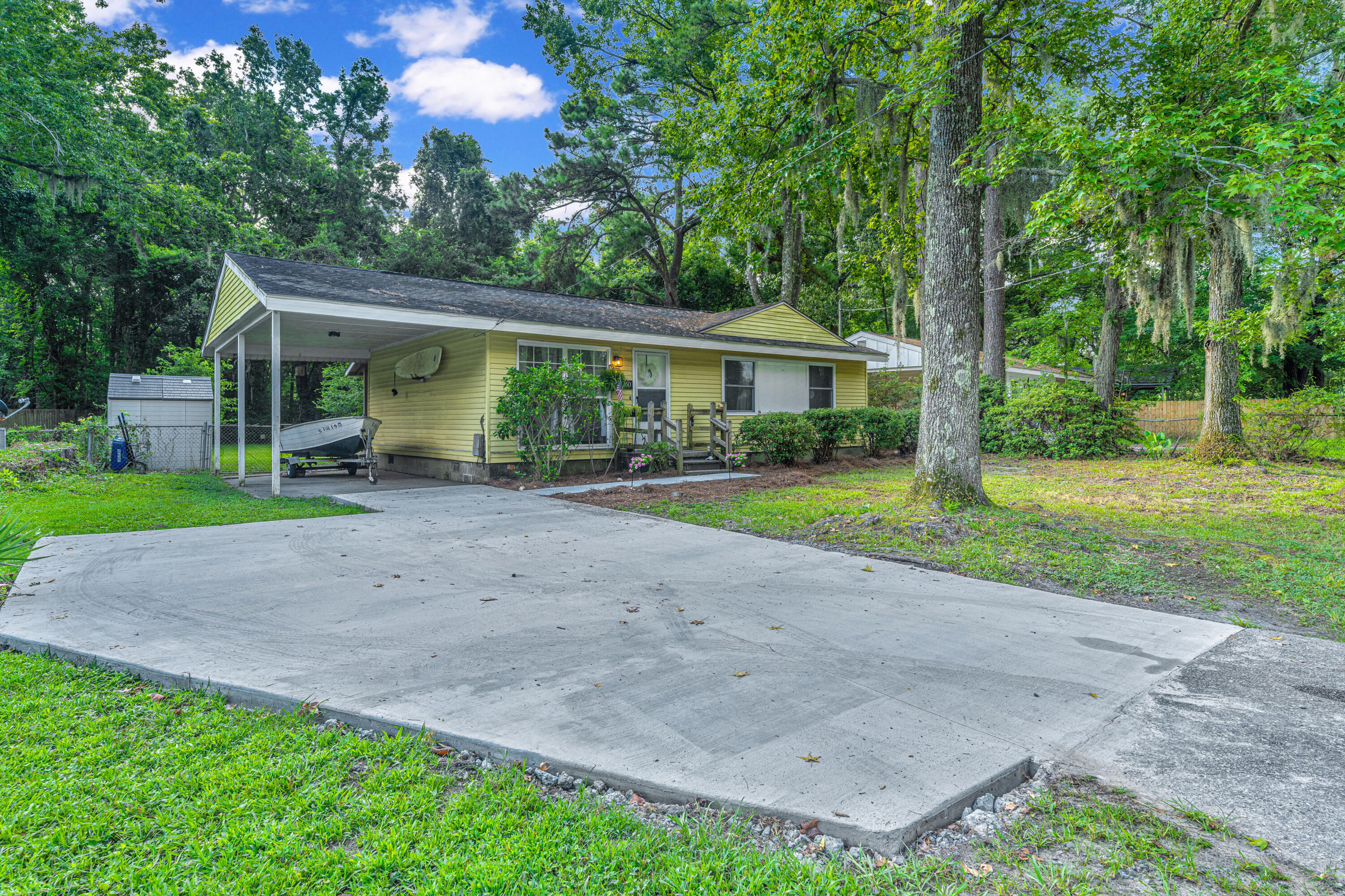 860 Savage Road Charleston, SC 29414 - Photo 2 of 36 860SavageRd04