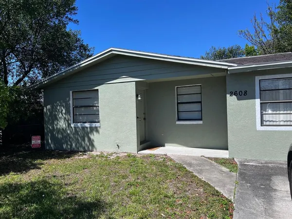 $1,800 | 2608 East 97th Avenue, Tampa, FL 33612