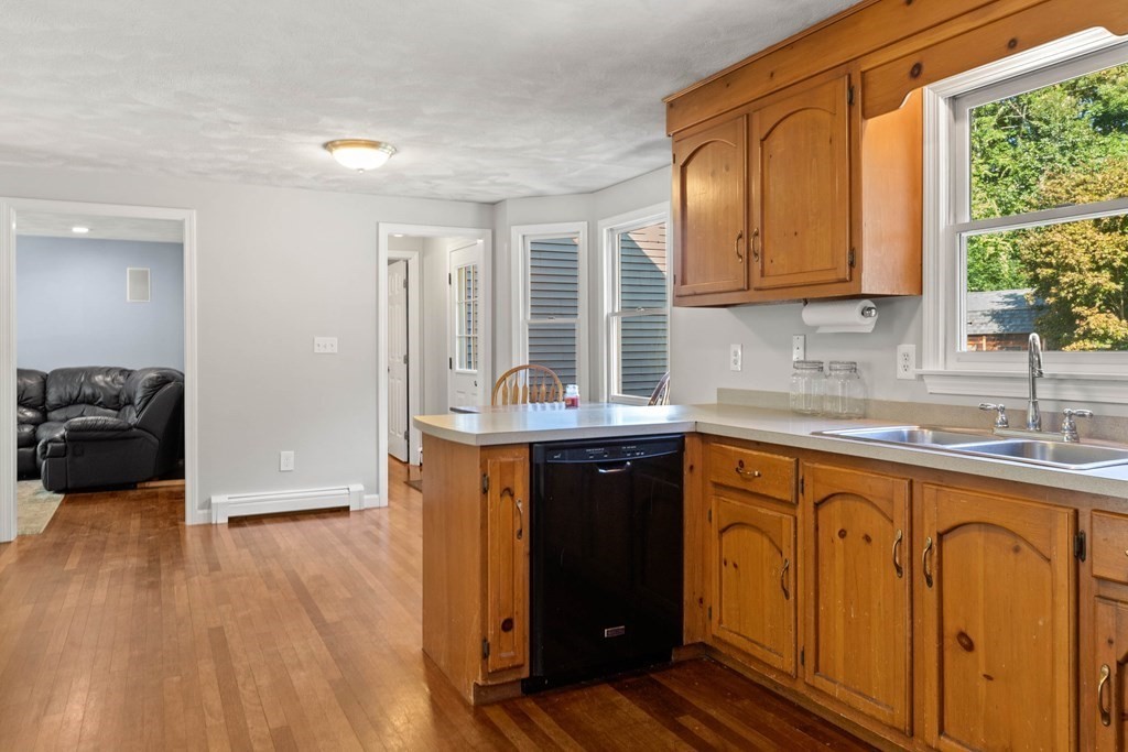 48 Harrison Road Tewksbury, MA 01876 - Photo 9 of 42 Gallery Image 9