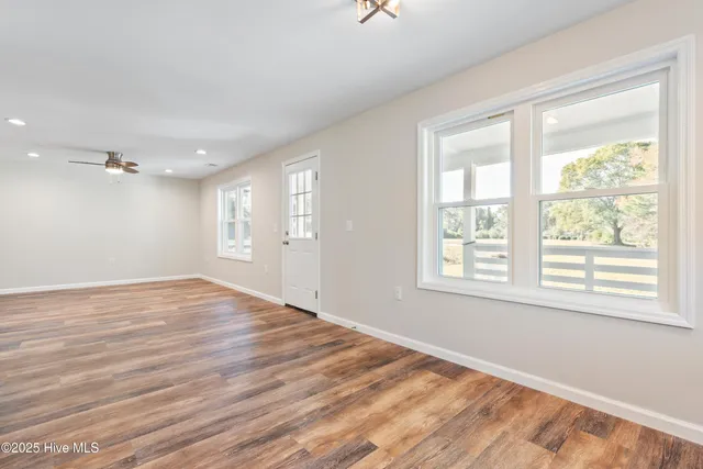 $340,000 | 1070 Midway Road Southeast, Bolivia, NC 28422