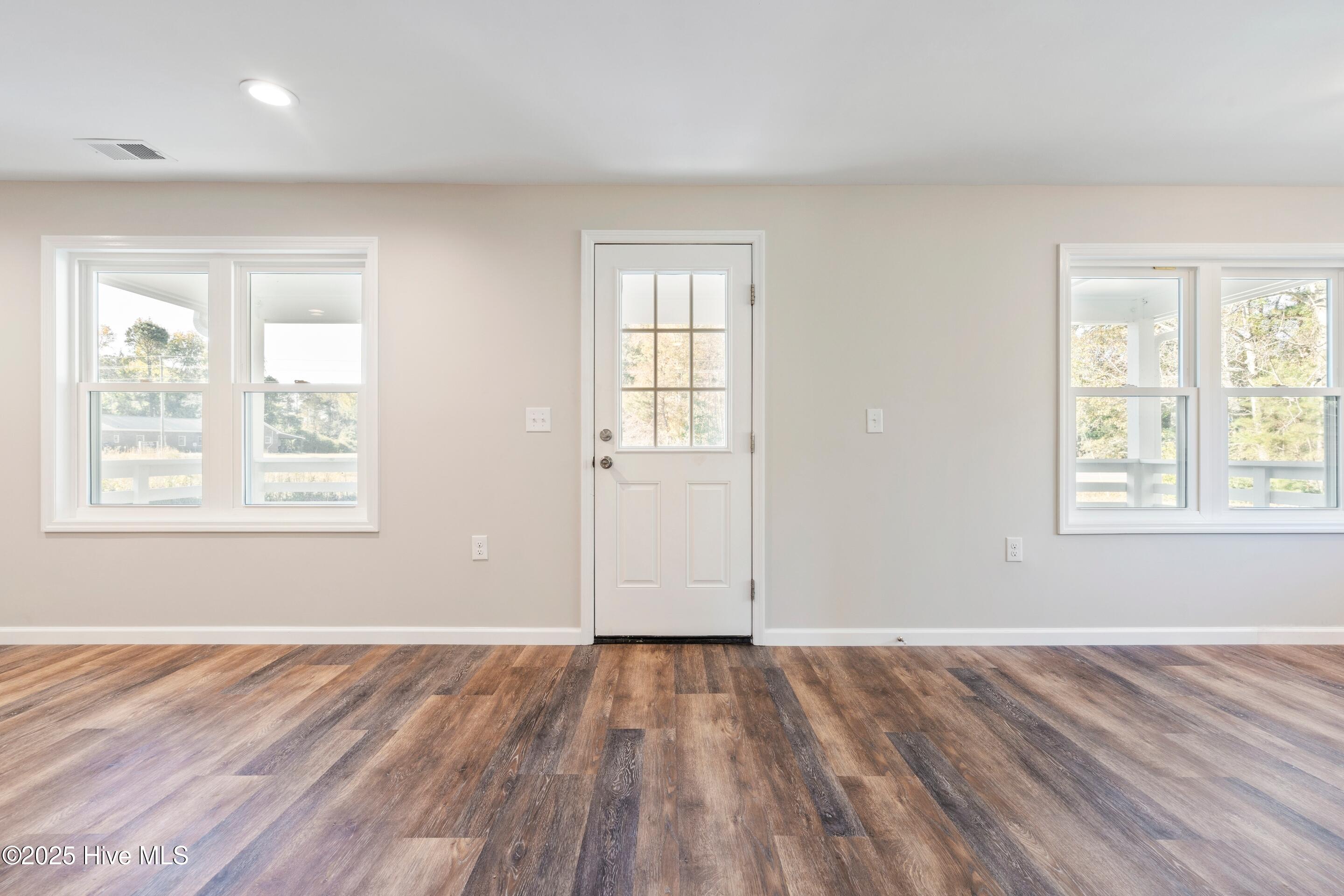 1070 Midway Road Southeast Bolivia, NC 28422 - Photo 4 of 103 mls-DSC04918