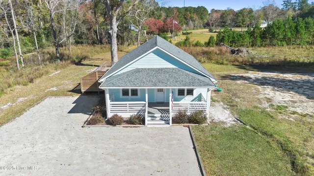 $340,000 | 1070 Midway Road Southeast, Bolivia, NC 28422