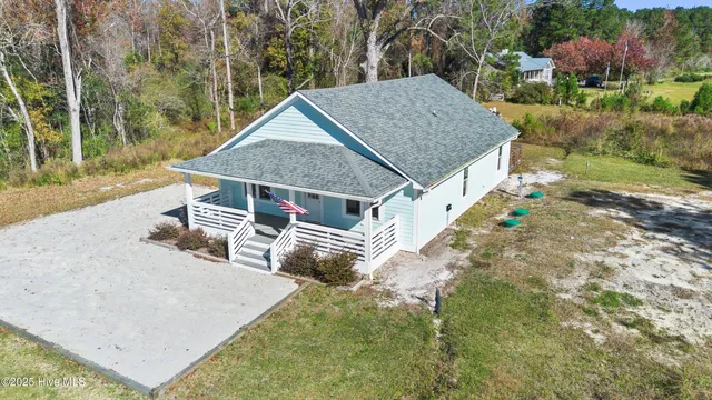 $340,000 | 1070 Midway Road Southeast, Bolivia, NC 28422