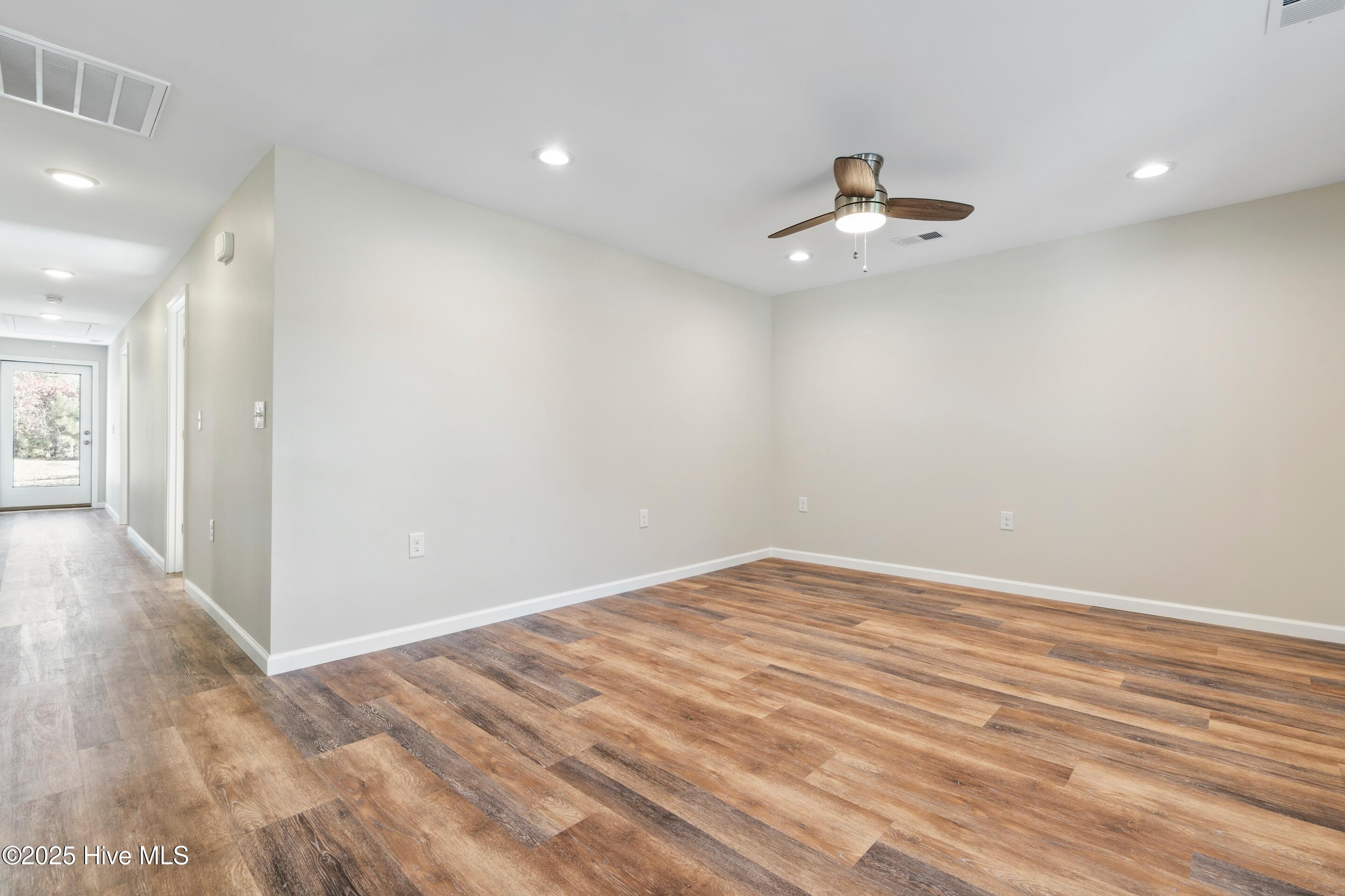 1070 Midway Road Southeast Bolivia, NC 28422 - Photo 6 of 103 mls-DSC04936