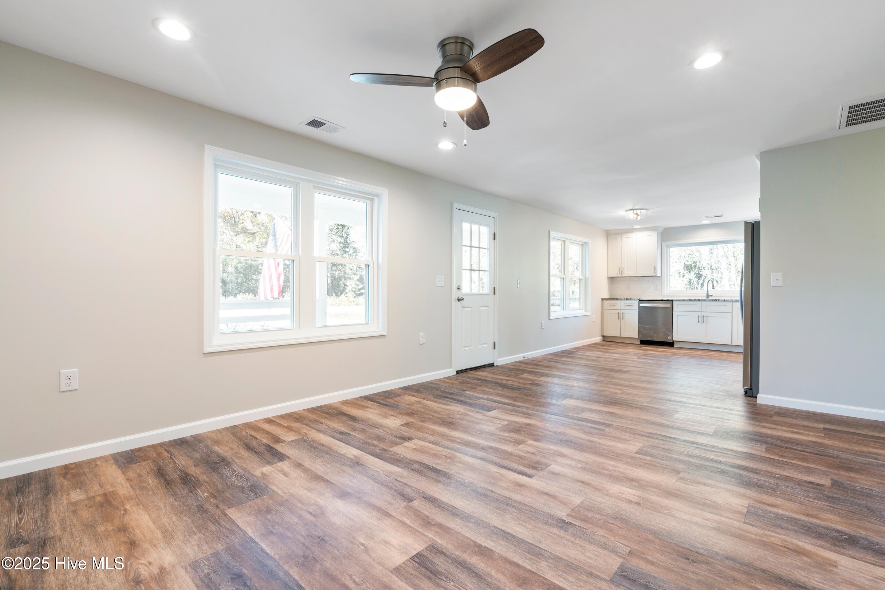 1070 Midway Road Southeast Bolivia, NC 28422 - Photo 7 of 103 mls-DSC04927