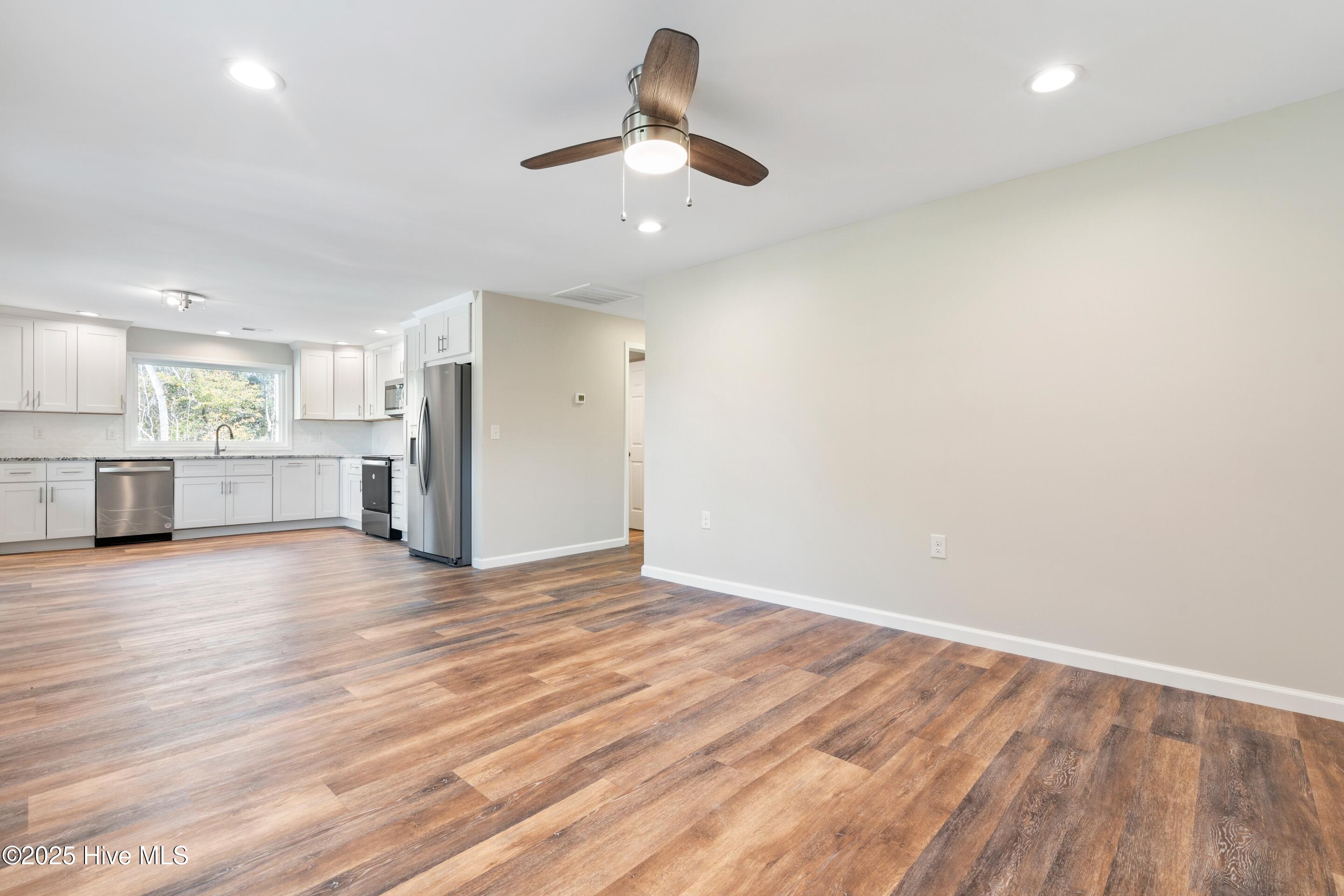 1070 Midway Road Southeast Bolivia, NC 28422 - Photo 8 of 103 mls-DSC04930