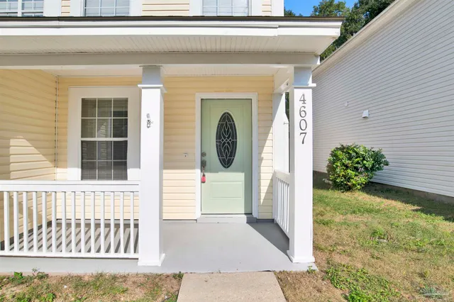 $1,800 | 4607 Lennox Place, Pensacola, FL 32514