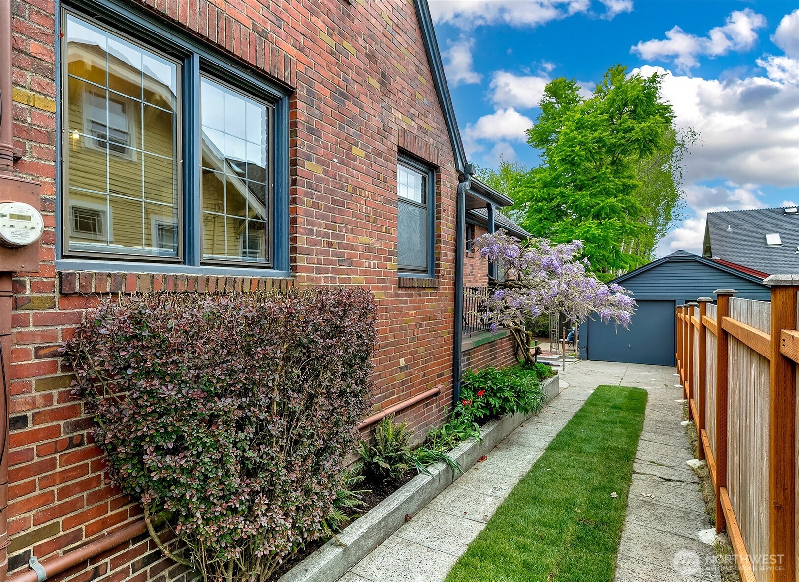 1408 North 48th Street Seattle, WA 98103 - Photo 27 of 30 Gallery Image 27