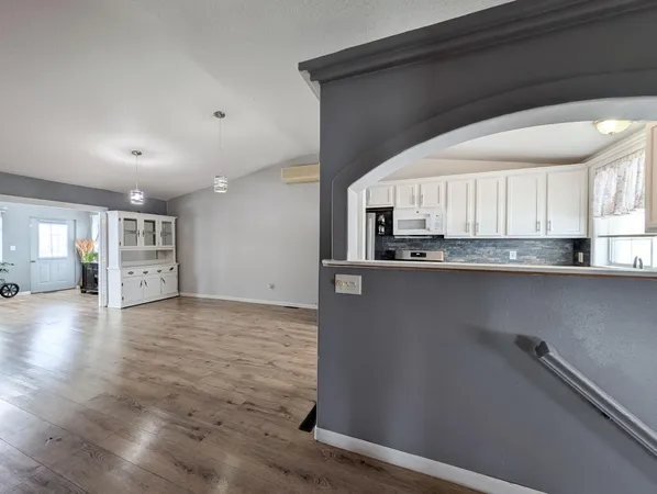 $299,900 | 238 Pinewood Boulevard, West Fargo, ND 58078