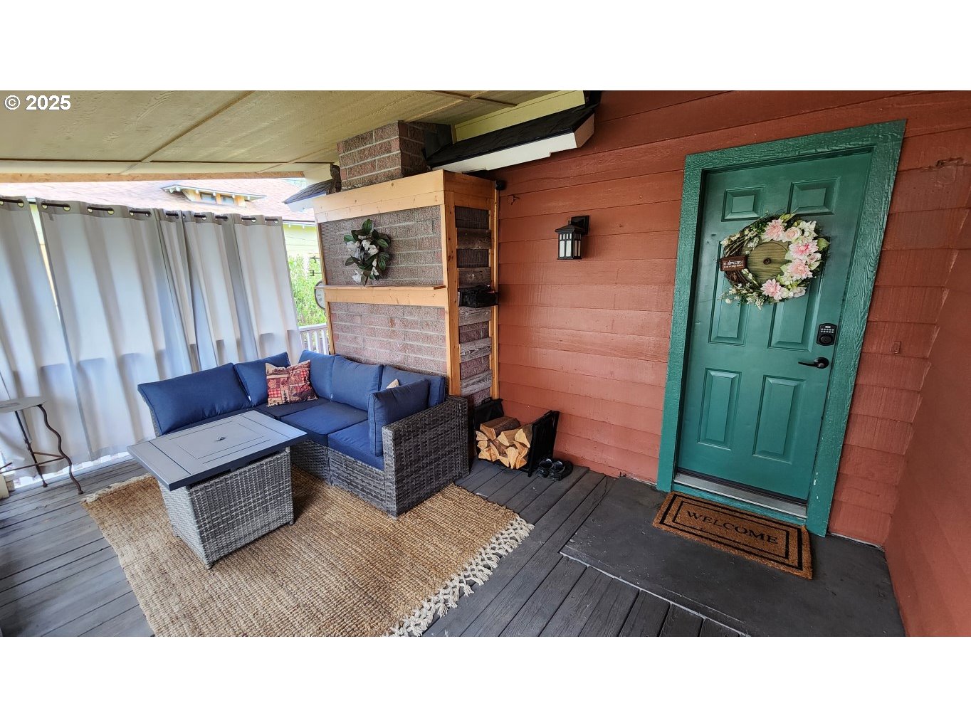 404 Southwest Depot Street Enterprise, OR 97828 - Photo 3 of 32 a black and white photo of a living room