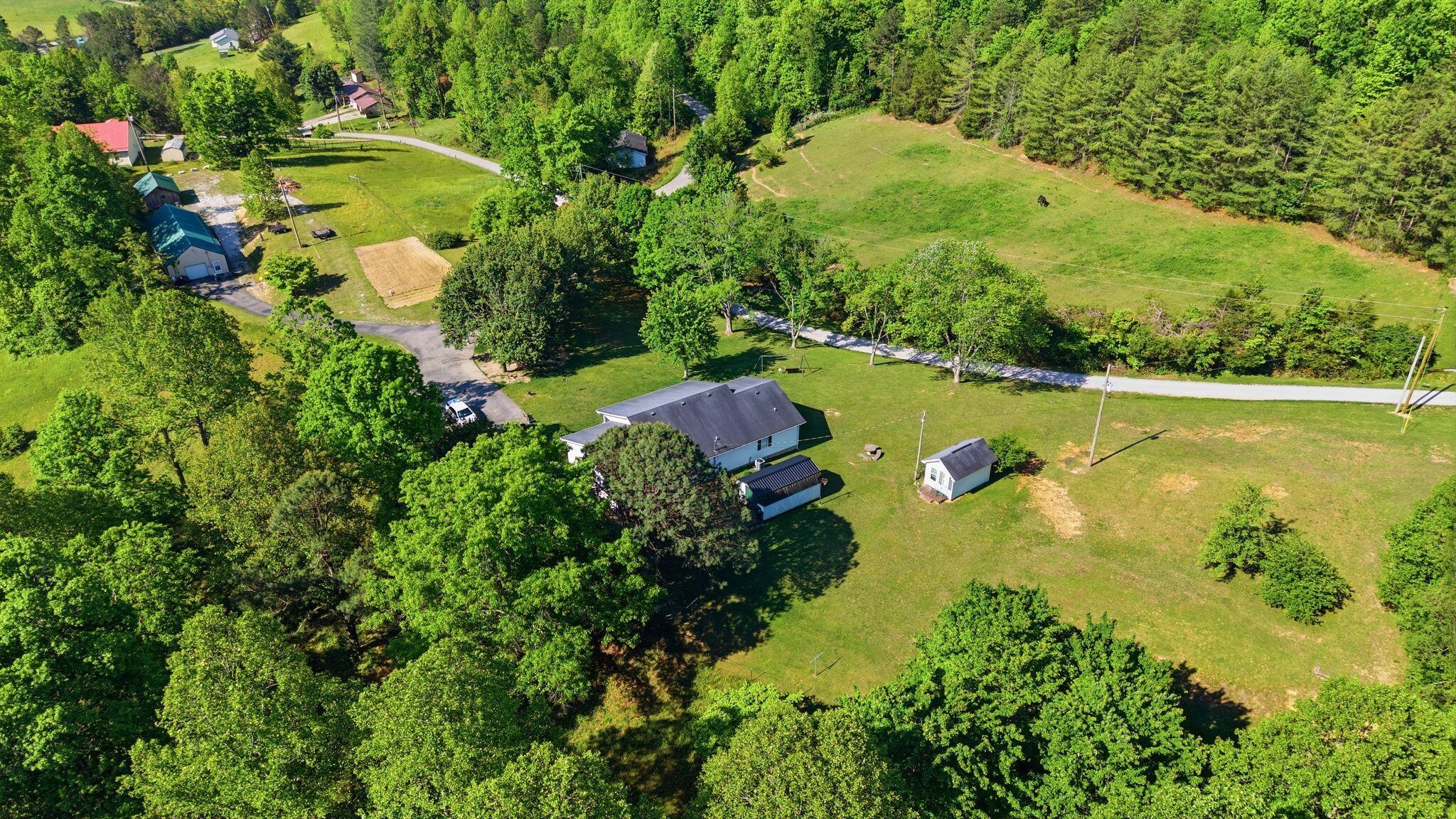 340 Dean Road McKee, KY 40447 - Photo 38 of 42 38