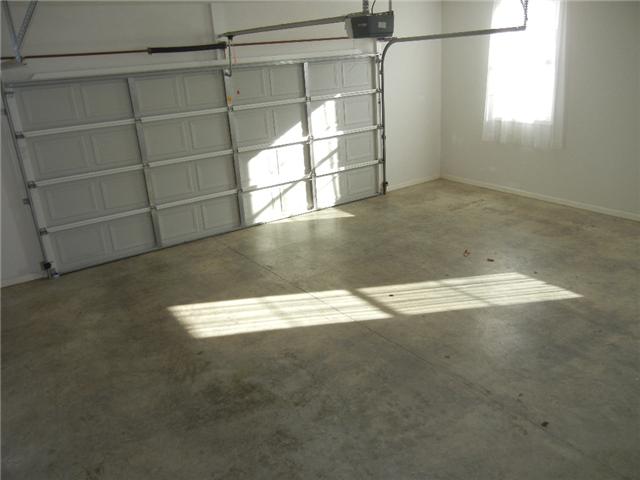 367 Brandon Road Manchester, TN 37355 - Photo 7 of 10 Even the interior of the attached Garage is clean!