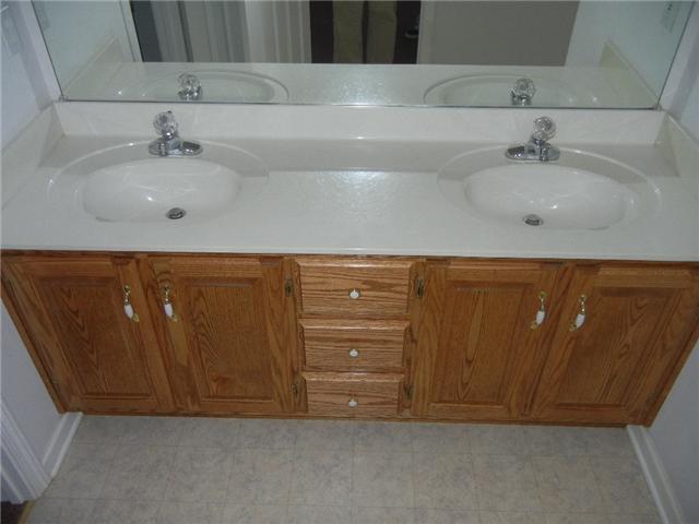 367 Brandon Road Manchester, TN 37355 - Photo 8 of 10 The Master Suite is a welcoming relaxing atmosphere at the end of the day with a spacious Master Bedroom and Whirlpool Tub. Also included are a walk-in closet, double vanities, and a separate shower.