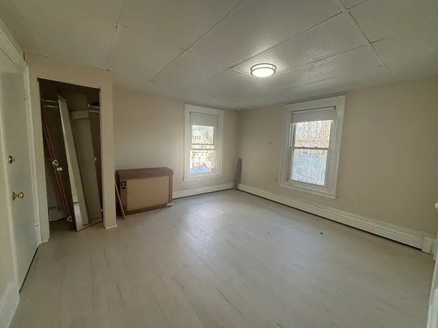 $1,990 | 71 West Wyoming Avenue, Unit 4, Melrose, MA 02176