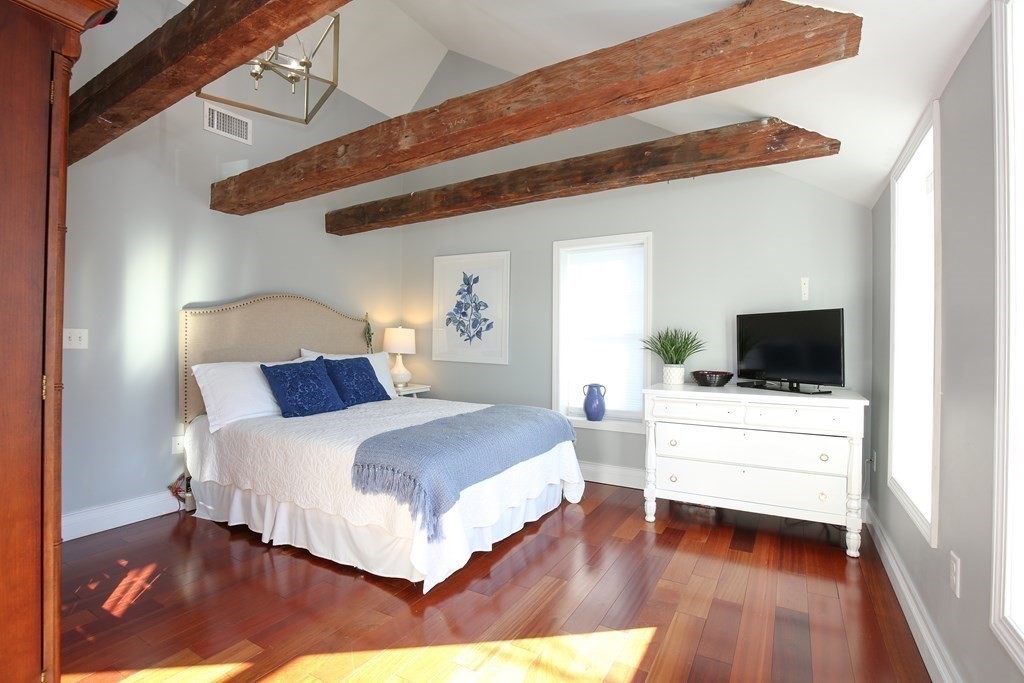 386 Main Street Amesbury, MA 01913 - Photo 23 of 42