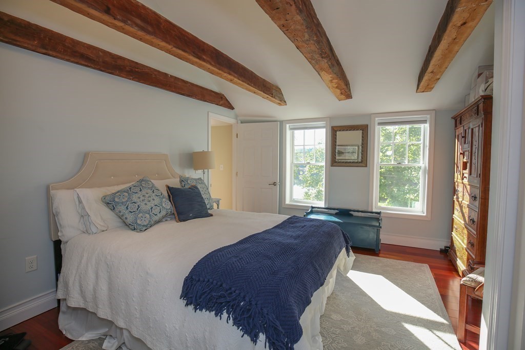 386 Main Street Amesbury, MA 01913 - Photo 28 of 42