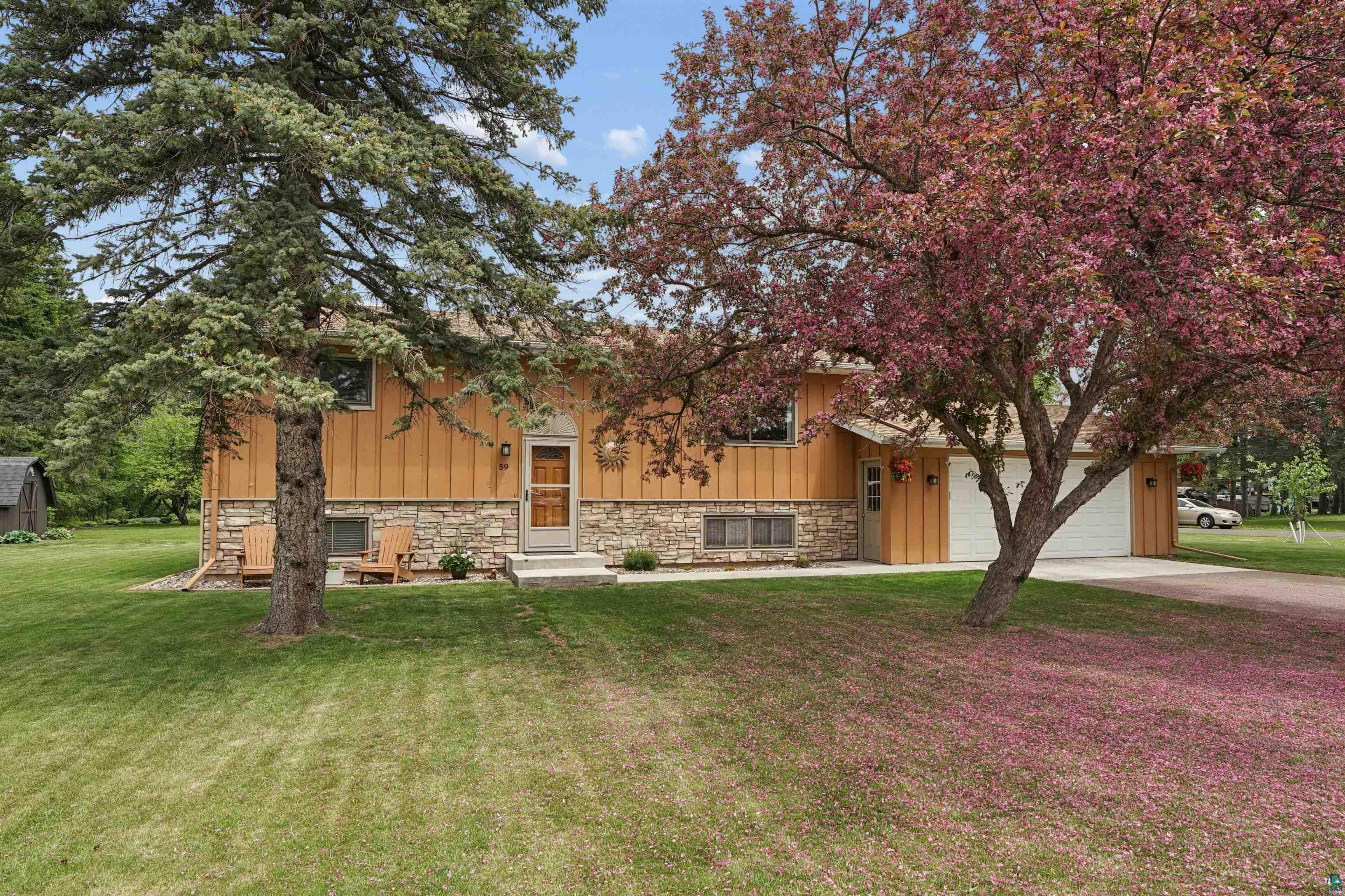 59 Highgate Street Superior, WI 54880 - Photo 1 of 23