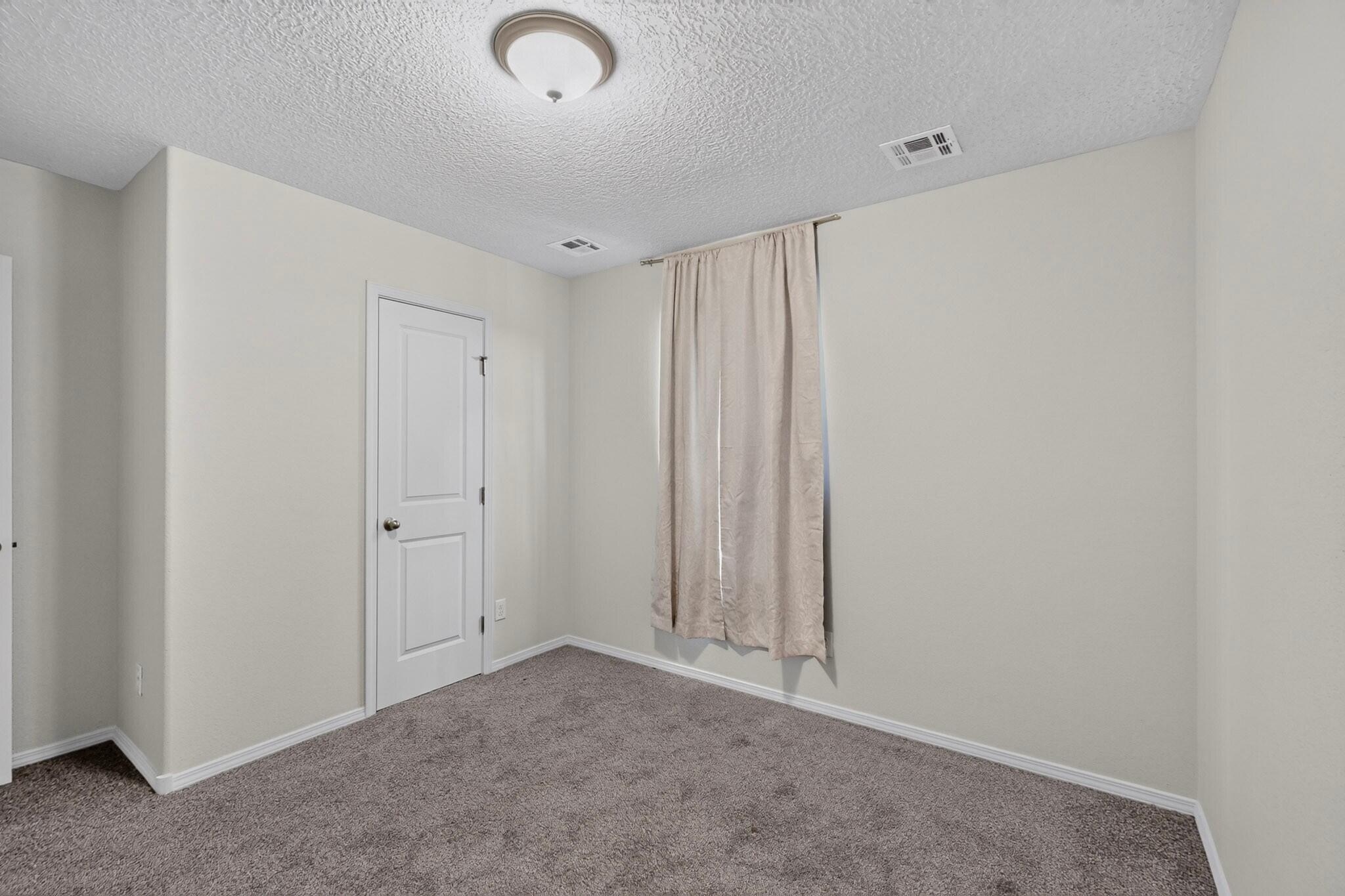 2449 Balcomie Road Northeast Rio Rancho, NM 87144 - Photo 20 of 33 Gallery Image 20