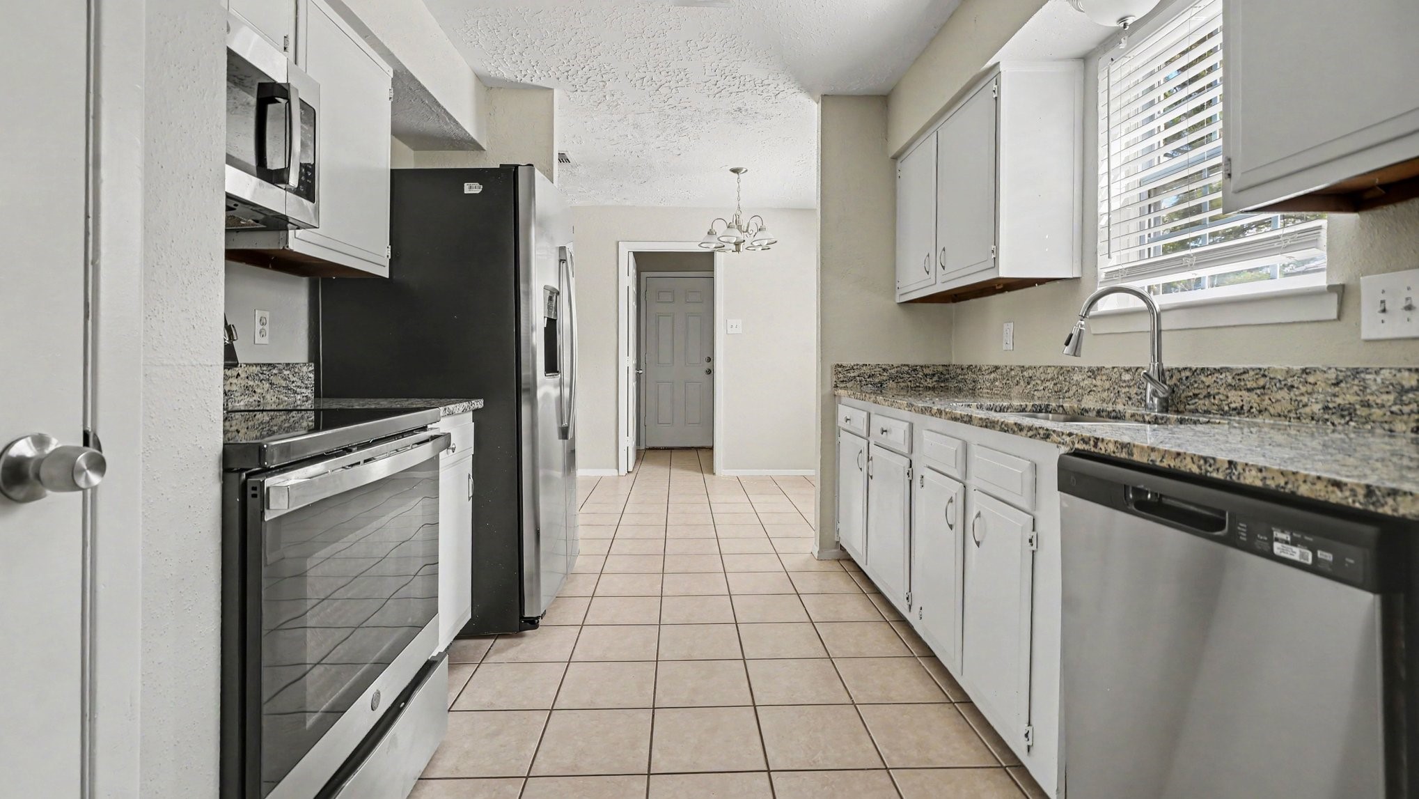 4423 Rosegate Drive Spring, TX 77373 - Photo 7 of 20 Gallery Image 7