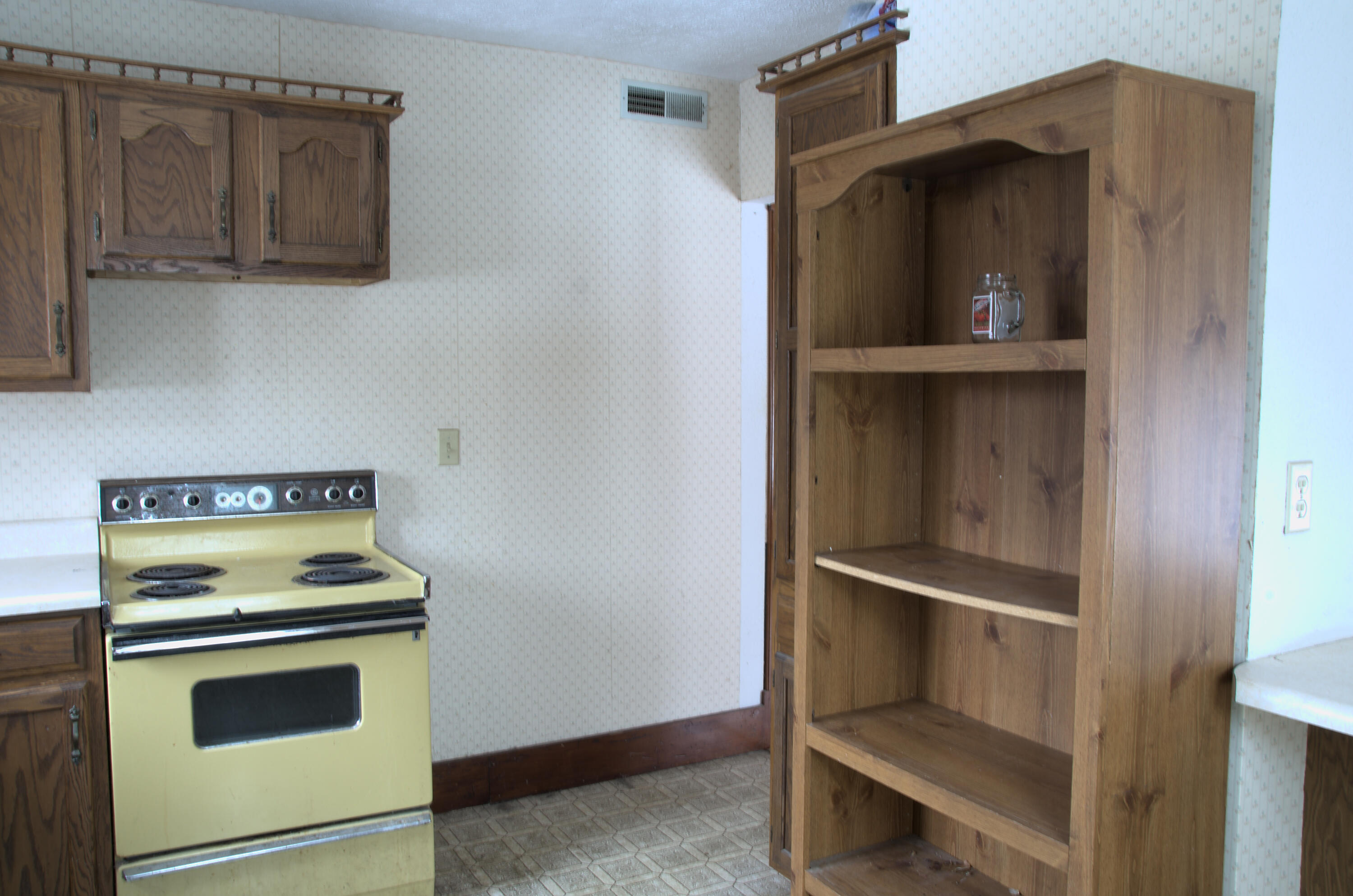 37 Oak Street Springvale, ME 04083 - Photo 17 of 30 DSC_6547