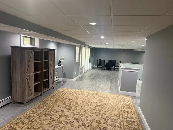 $2,500 | 6 Edgewood Road, Unit 1, Westborough, MA 01581
