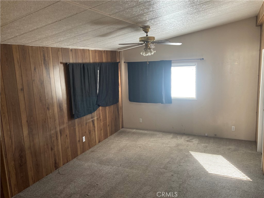 10756 La Mirada Road Phelan, CA 92371 - Photo 15 of 24