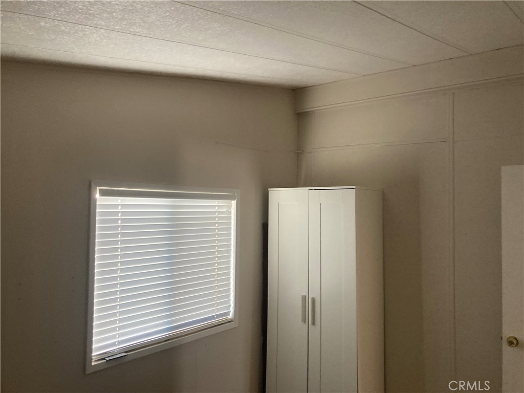 10756 La Mirada Road Phelan, CA 92371 - Photo 7 of 24