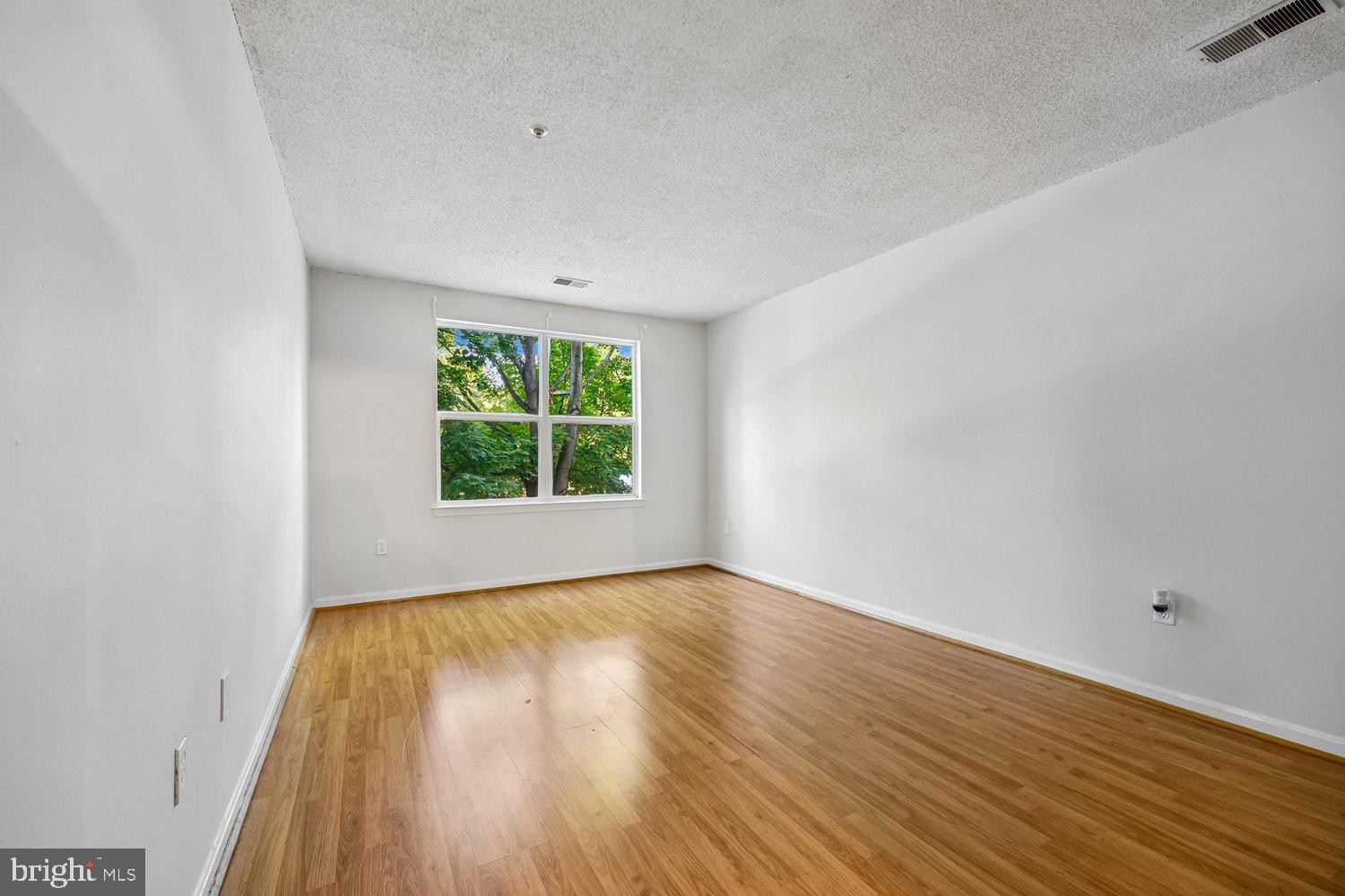 12902 Churchill Ridge Circle, Unit 7 Germantown, MD 20874 - Photo 24 of 58 Primary Bedroom