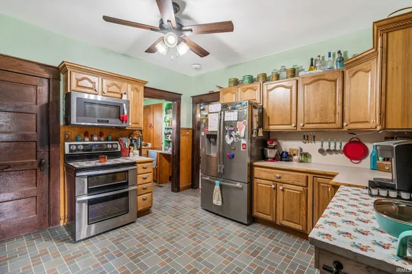 $3,000,000 | 1825 West Winona Avenue, Warsaw, IN 46580
