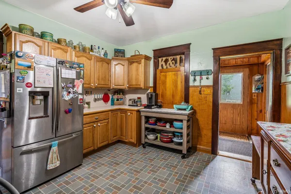 $3,000,000 | 1825 West Winona Avenue, Warsaw, IN 46580