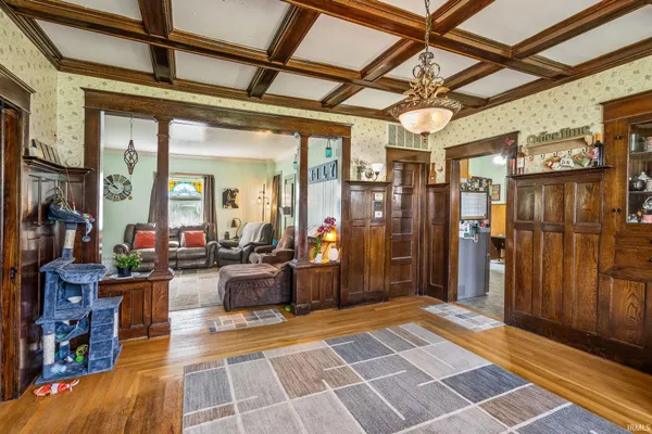$3,000,000 | 1825 West Winona Avenue, Warsaw, IN 46580
