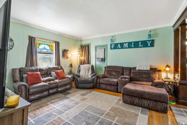$3,000,000 | 1825 West Winona Avenue, Warsaw, IN 46580