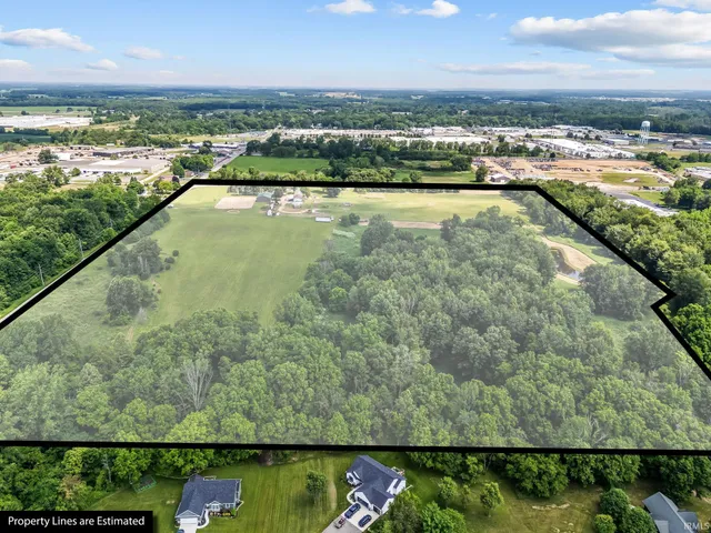 $3,000,000 | 1825 West Winona Avenue, Warsaw, IN 46580