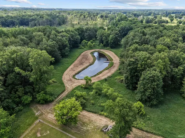 $3,000,000 | 1825 West Winona Avenue, Warsaw, IN 46580