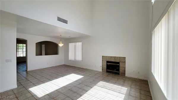 $2,450 | 4015 Mitra Court, Las Vegas, NV 89103