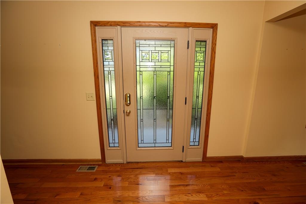 158 Snowdrift Road Eighty Four, PA 15330 - Photo 13 of 49