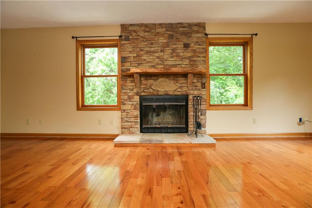 158 Snowdrift Road Eighty Four, PA 15330 - Photo 7 of 49