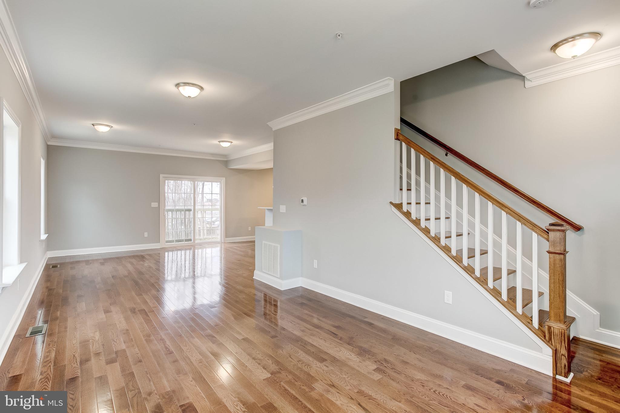 805 North Point Road Baltimore, MD 21224 - Photo 4 of 31 Gallery Image 4