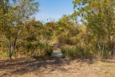 $1,350,000 | 454 Leisure Lane, Cedar Creek, TX 78612