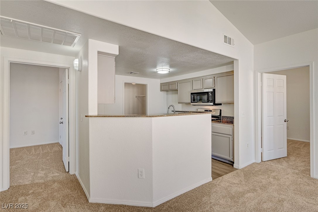 10550 West Alexander Road, Unit 2220 Las Vegas, NV 89129 - Photo 12 of 72 Gallery Image 12