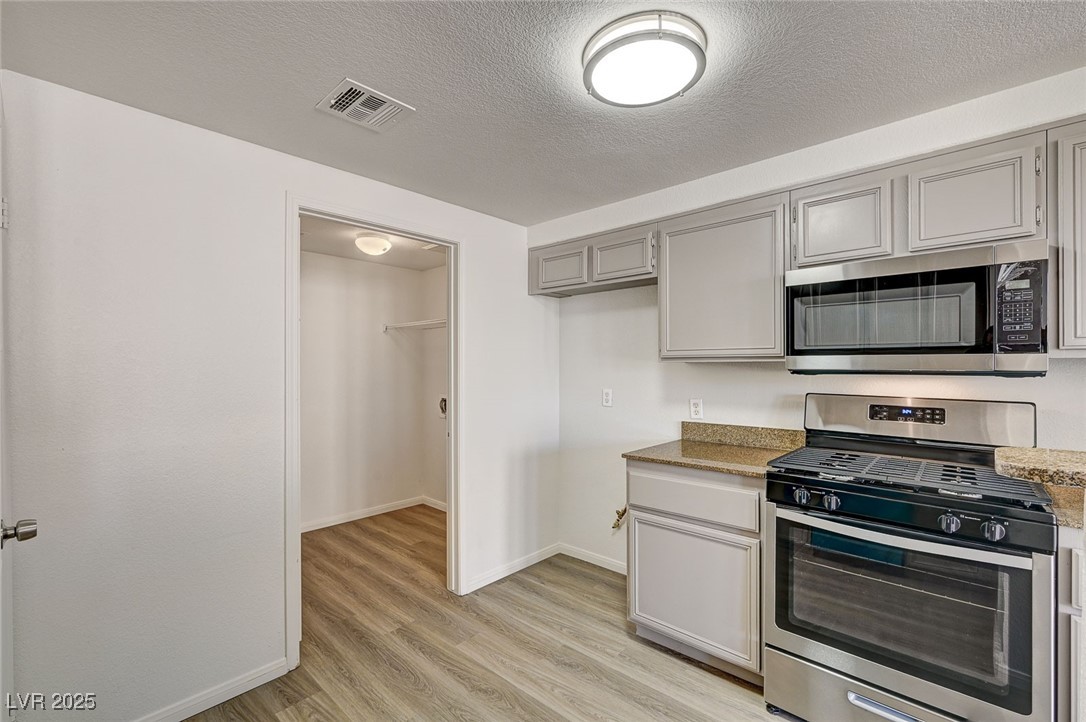 10550 West Alexander Road, Unit 2220 Las Vegas, NV 89129 - Photo 16 of 72 Gallery Image 16