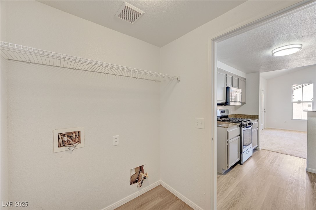 10550 West Alexander Road, Unit 2220 Las Vegas, NV 89129 - Photo 18 of 72 Gallery Image 18